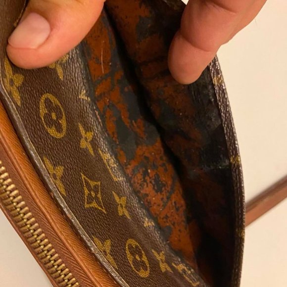 Authentic Louis Vuitton Orsay Pochette - Picture 6 of 11